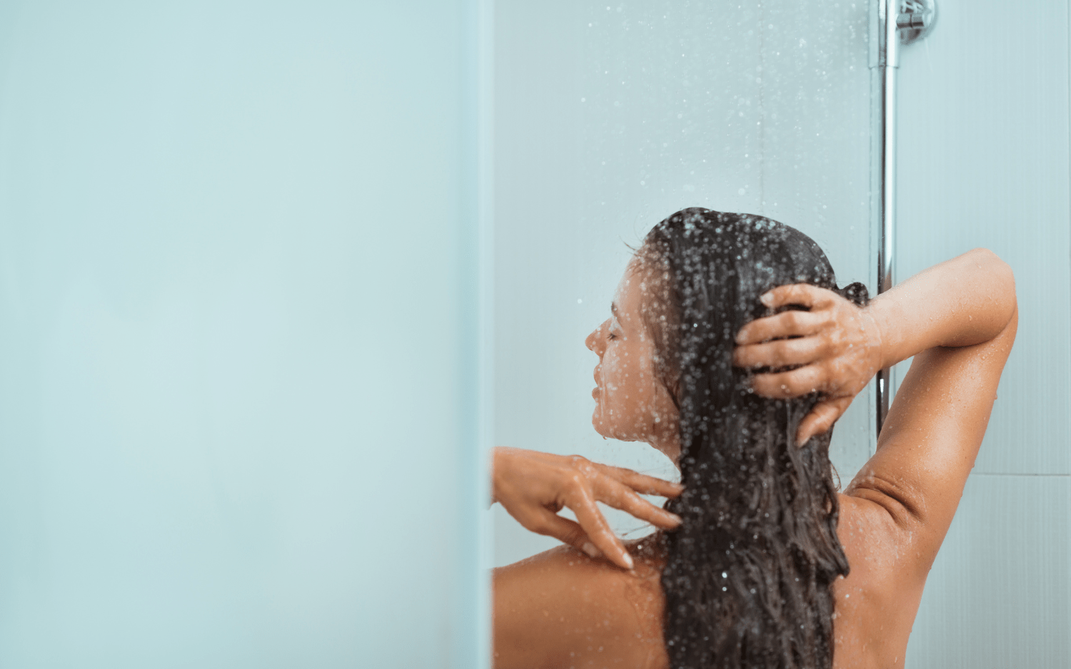 women showering 